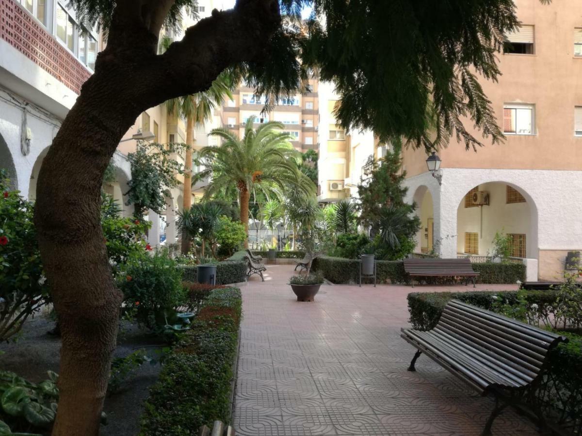 La Casa De Blanca. Coqueto Piso Centrico Y Cerca De Todo Apartment Almería Exterior foto